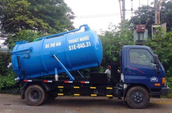tôi đi hút hầm cầu 3