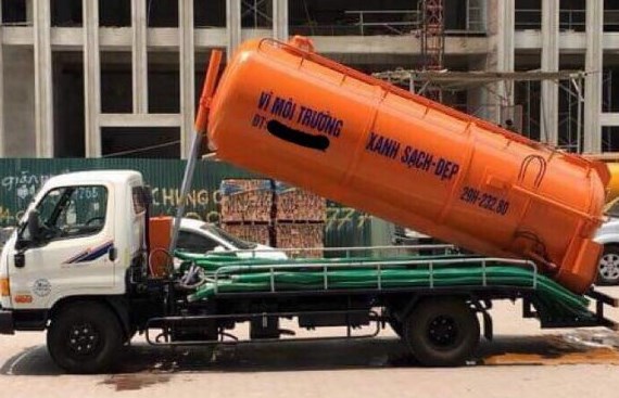 tôi đi hút hầm cầu số 6