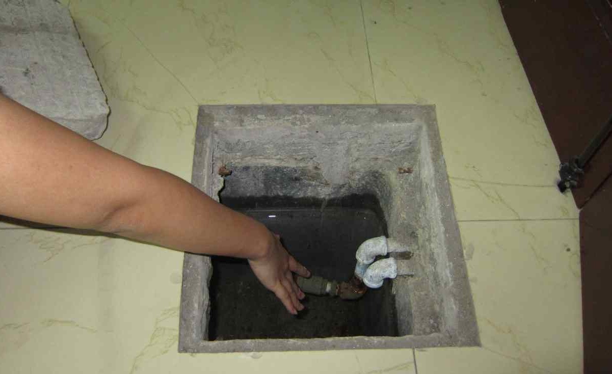 Thau rửa bể nước ngầm uy tín giá rẻ tại Hà Đồng